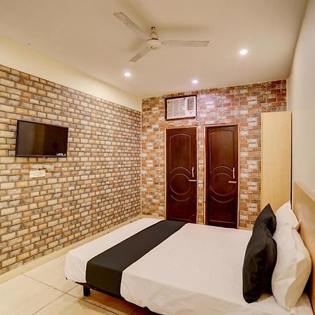 Hotel O Blue Vibes Meerut Extérieur photo